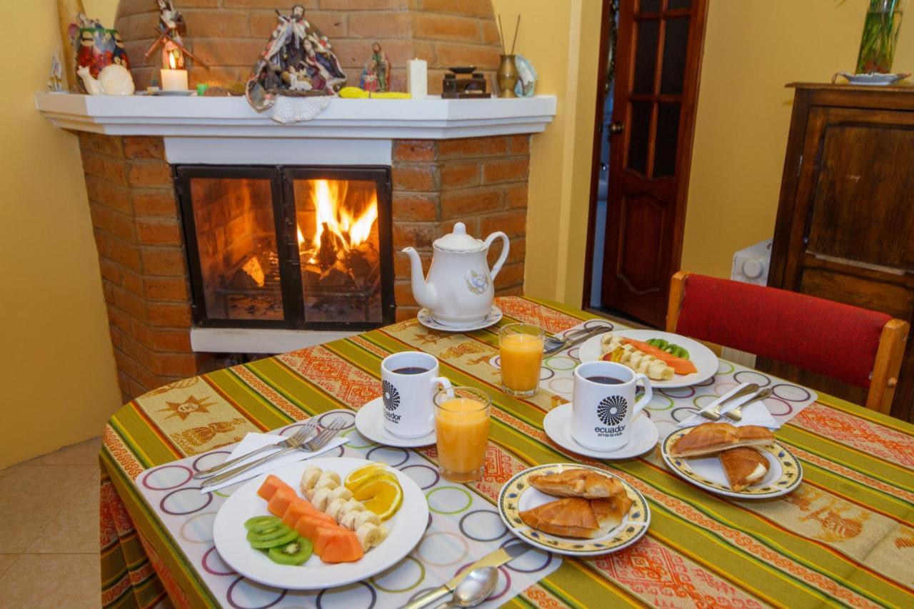 Casa De Luis Bed & Breakfast Otavalo Dış mekan fotoğraf