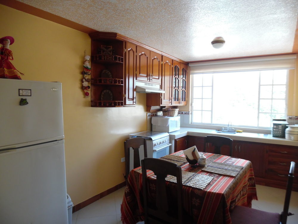 Casa De Luis Bed & Breakfast Otavalo Dış mekan fotoğraf