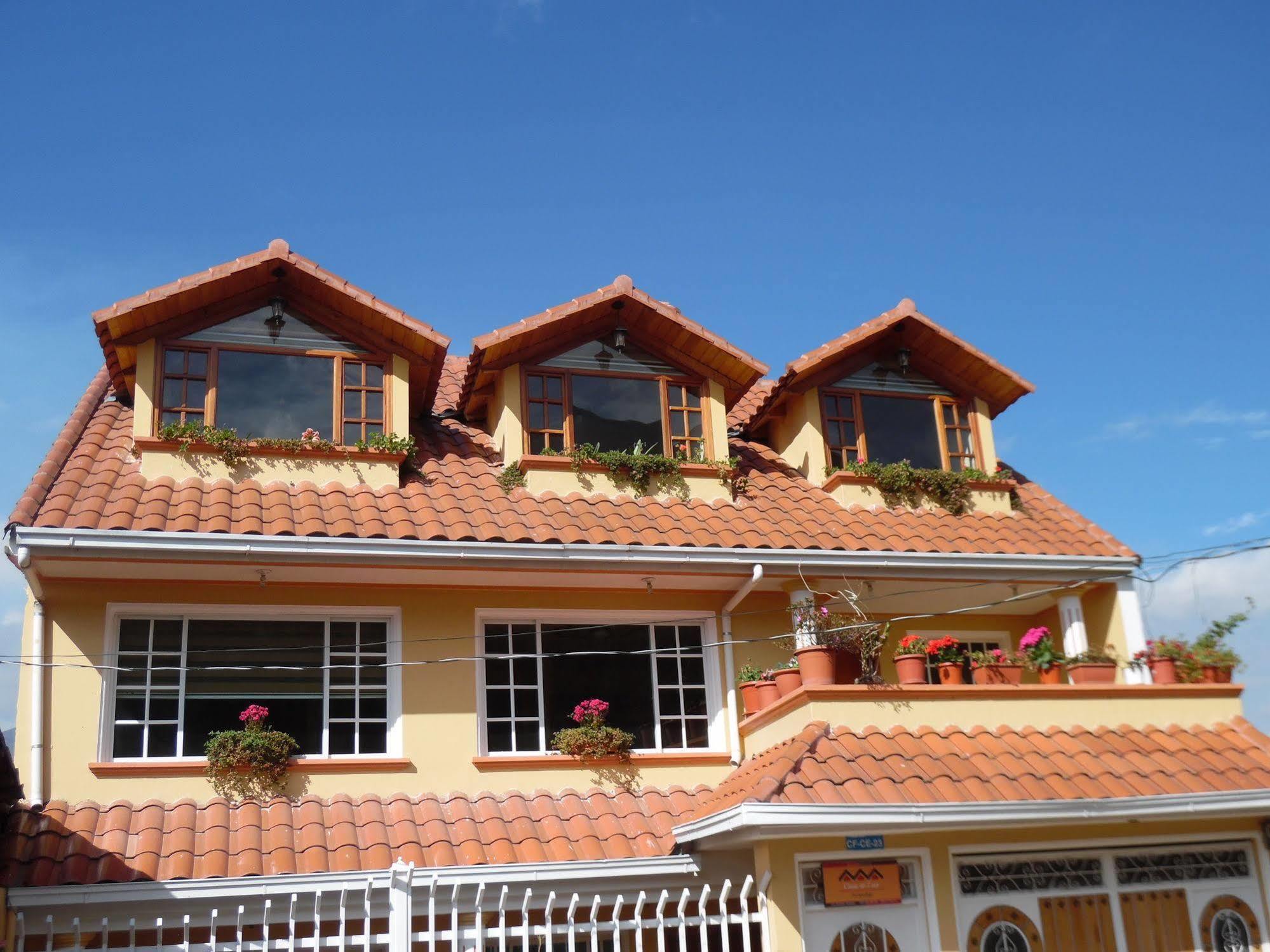 Casa De Luis Bed & Breakfast Otavalo Dış mekan fotoğraf